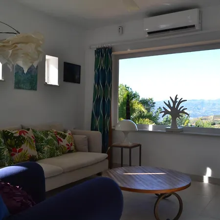 Diego Garcia - Vista Al Mar Velez Malaga